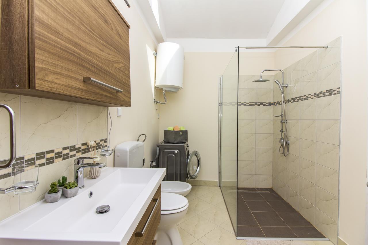 Apartman Maxim Apartment Pula Exterior photo