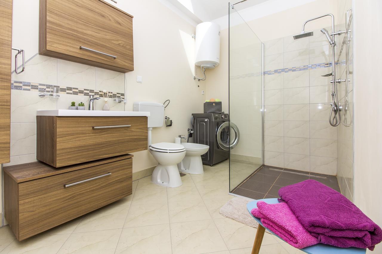 Apartman Maxim Apartment Pula Exterior photo